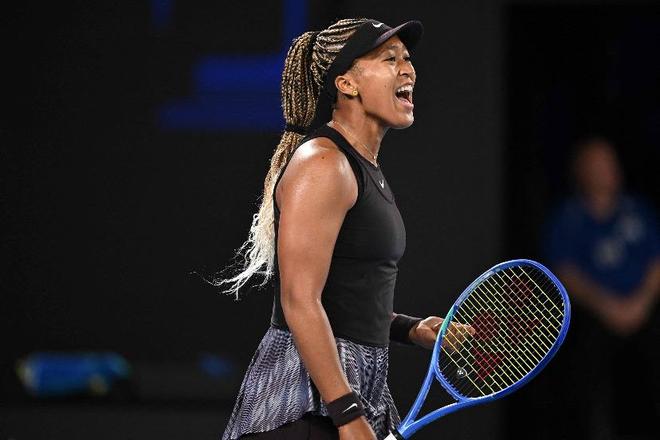 大坂直美迎来七赛季出色发挥，湖人观众热烈欢呼！